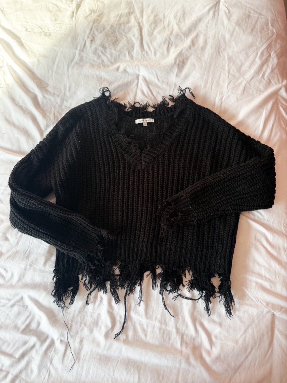 Love Tree Black Distressed V-Neck Sweater Size Small